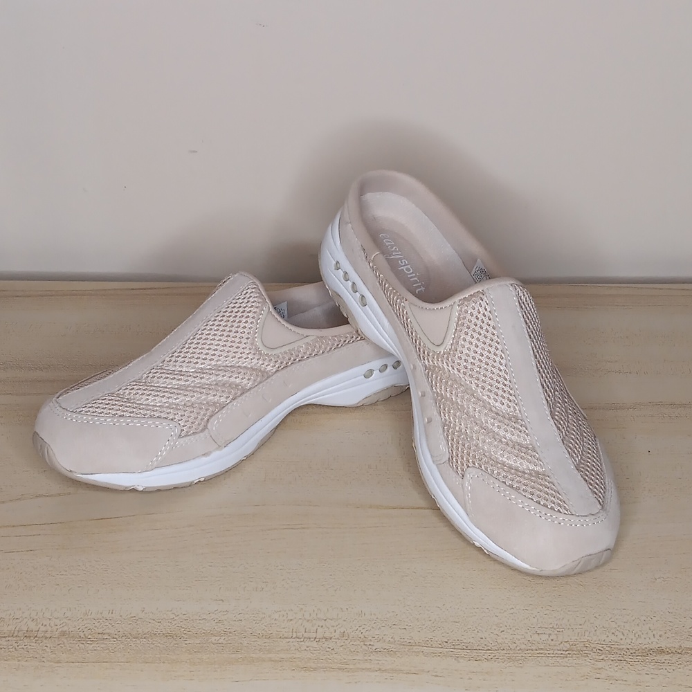 Easy Spirit Slip-On Clog Sneakers ESTRAVELTIME Women's Sz 8.5 NWOT